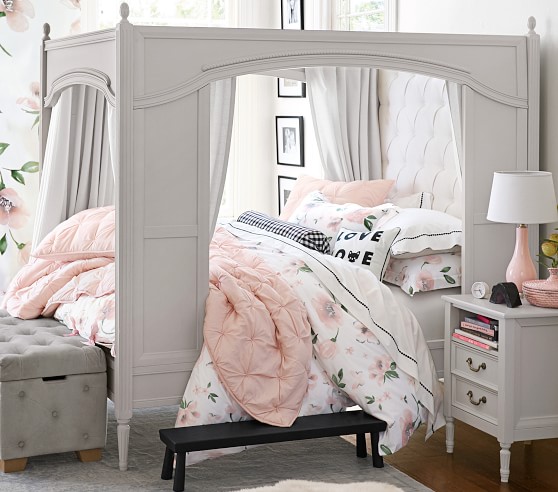 Blythe Carriage Kids Bed | Pottery Barn Kids